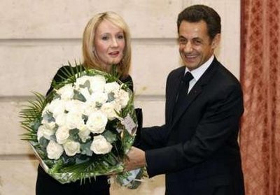 Videoclip: Declaraciones de Nicolas Sarkozy y JKR en Entrega de la ‘LegiÃ³n de Honor’